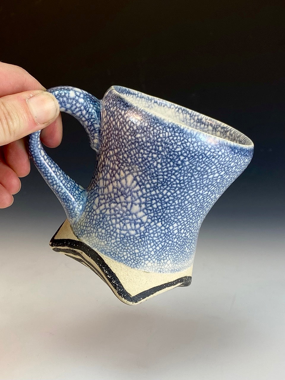 crackle mug 01